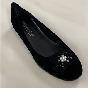 NWOT Black velvet flats/NEW Never worn